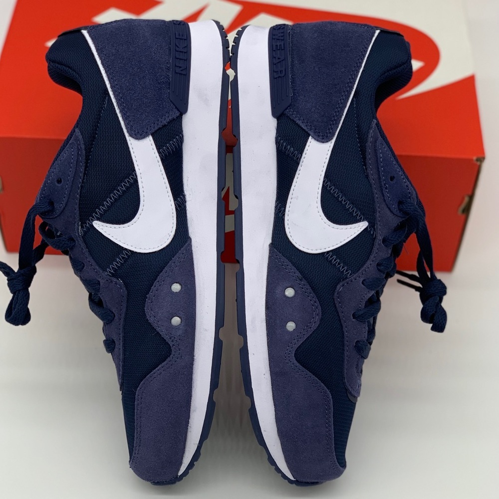 Nike Venture Runner - Picture 7 of 10